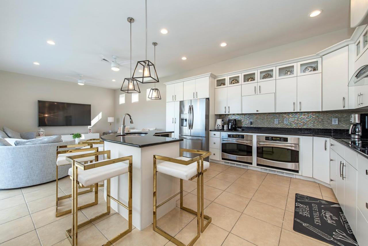 North Naples Vacation Home With Pool. 4 Bedrooms. Sleeps 10 מראה חיצוני תמונה